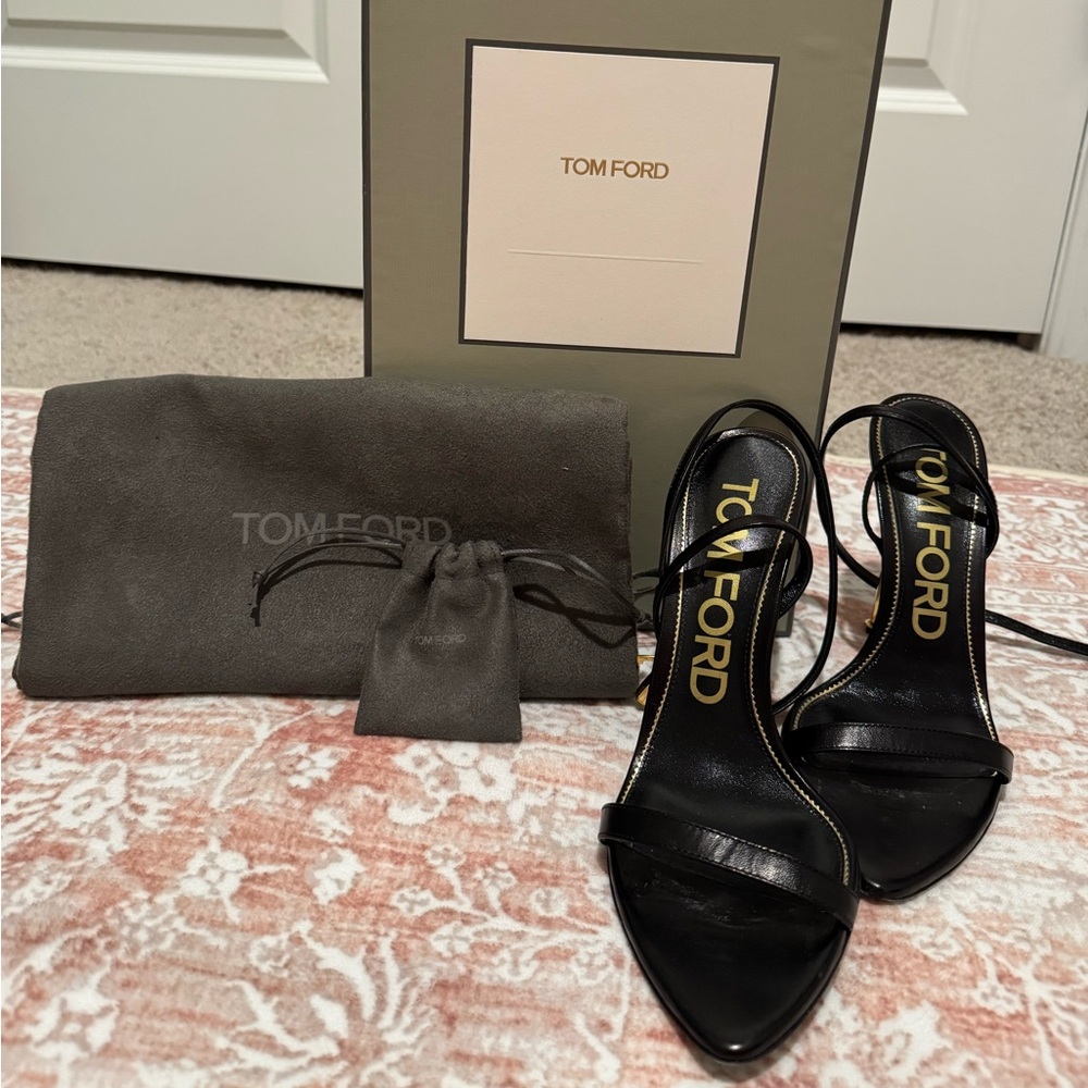 Tom Ford Padlock Size 38